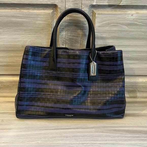 Authentic Coach Purse - Picture 1 of 5
